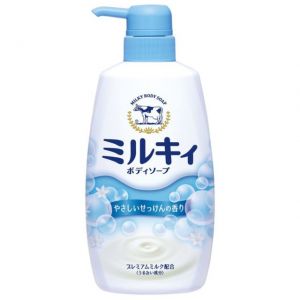 日本COW牛乳石鹼共进社 美肌泡沫沐浴乳 清新皂香 550ml