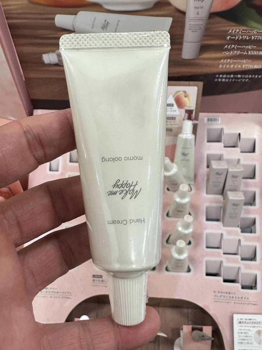 TESOLIFE特搜商城 CANMAKE MAKE ME HAPPY HAND CREAM MOMO OOLONG