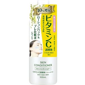 日本NARIS UP 维他命C保湿美白爽肤水 500ml