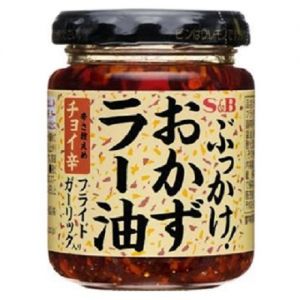 S&B CHILI OIL WITH CRUNCHY GARLIC
