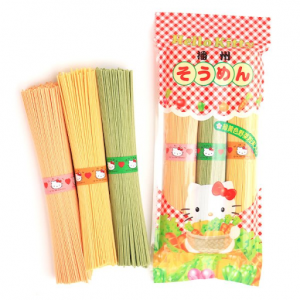日本KANESU 凯蒂猫三色蔬菜素面 300G